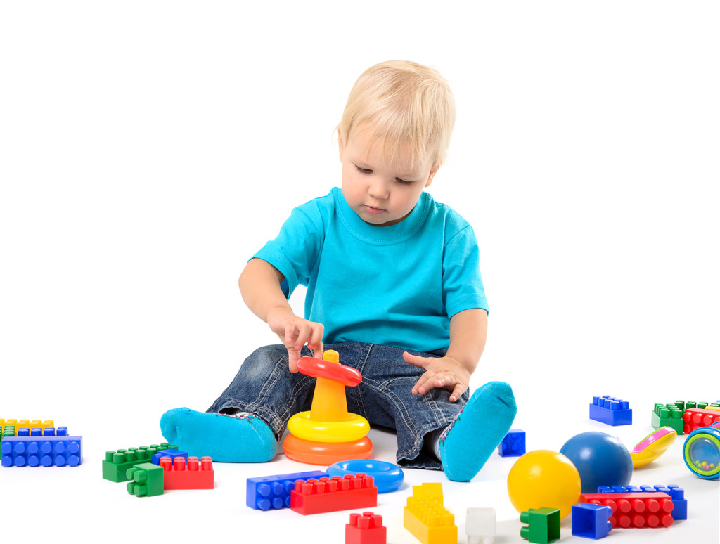 即刻解锁跨代唠嗑、“隔辈亲”的互动乐趣；