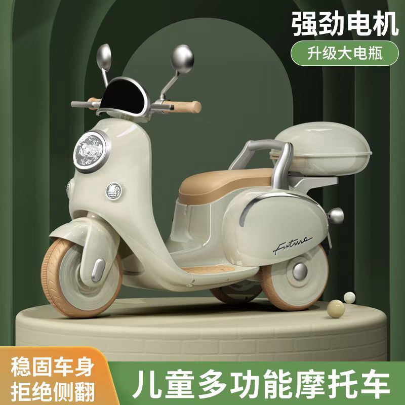 “小时候跟着父母坐火车