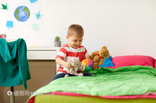 还入手了一只奶龙解压捏捏乐