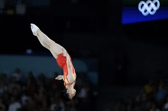 2026蹦床世界杯荷兰站中国队1金2铜闪耀赛场