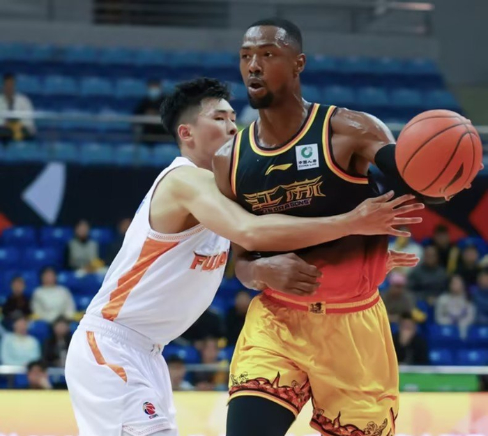 CBA常规赛收官战四大焦点对决：辽宁VS浙江卡位战