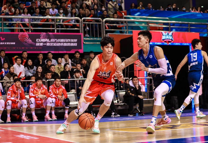 重庆南岸区乐动力江南体育中心举行的中国大学